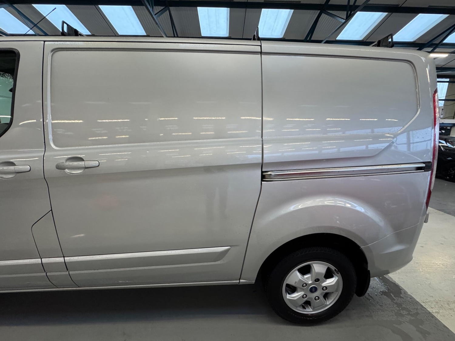 Used Ford Transit Custom for sale - 77364357: Photo 6