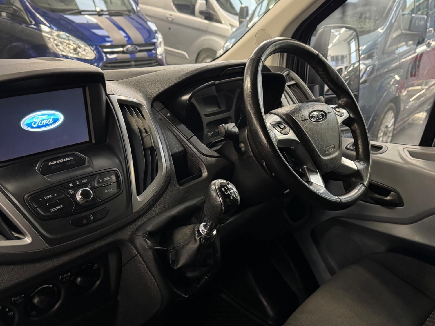 Used Ford Transit 2017 for sale - 77364361: Photo 16