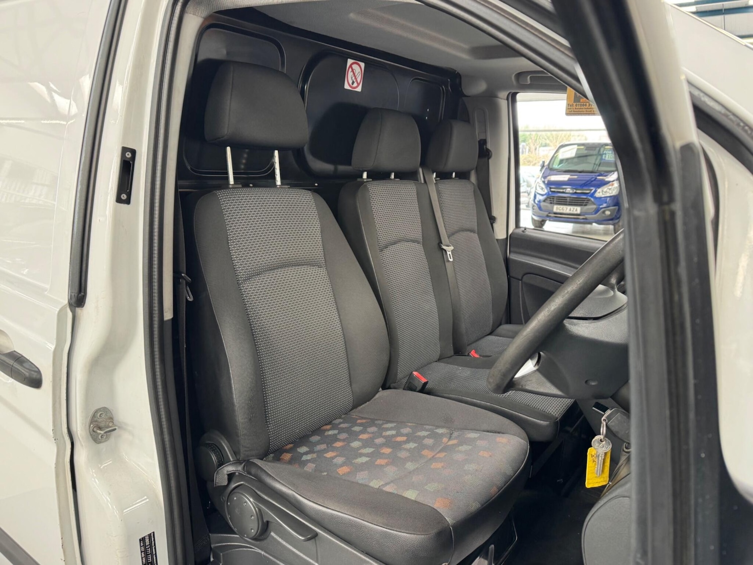 Used Mercedes-Benz Vito 2014 for sale - 77977784: Photo 10