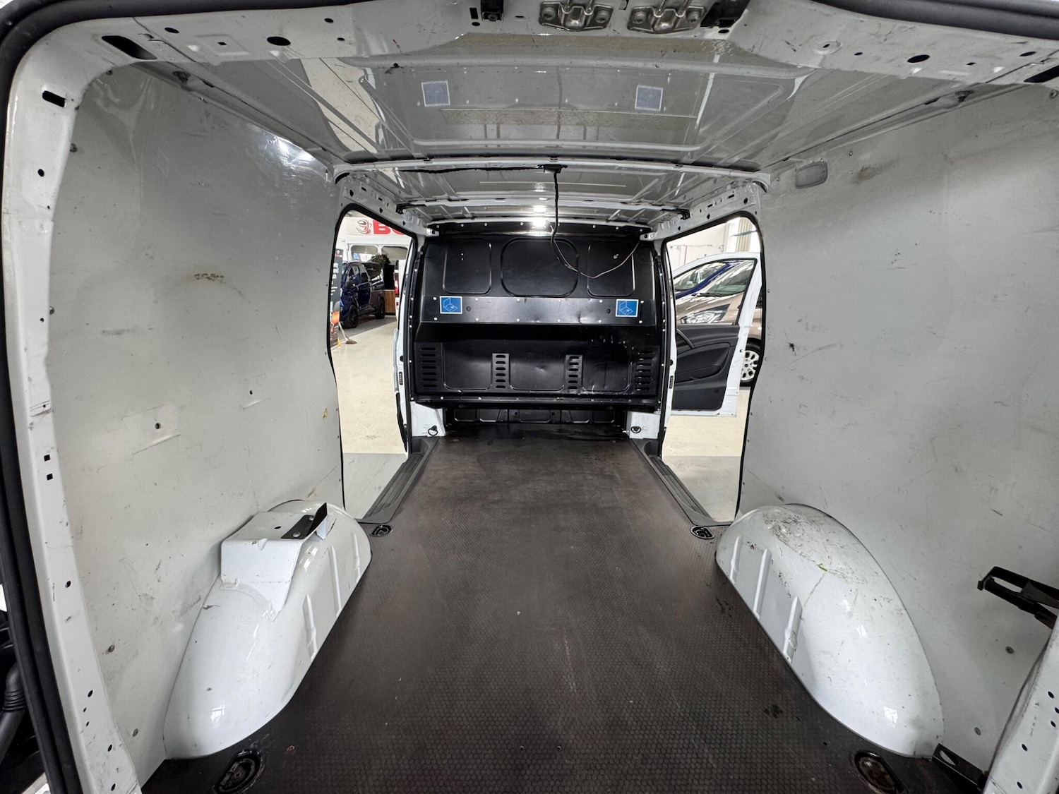 Used Mercedes-Benz Vito 2014 for sale - 77977784: Photo 16