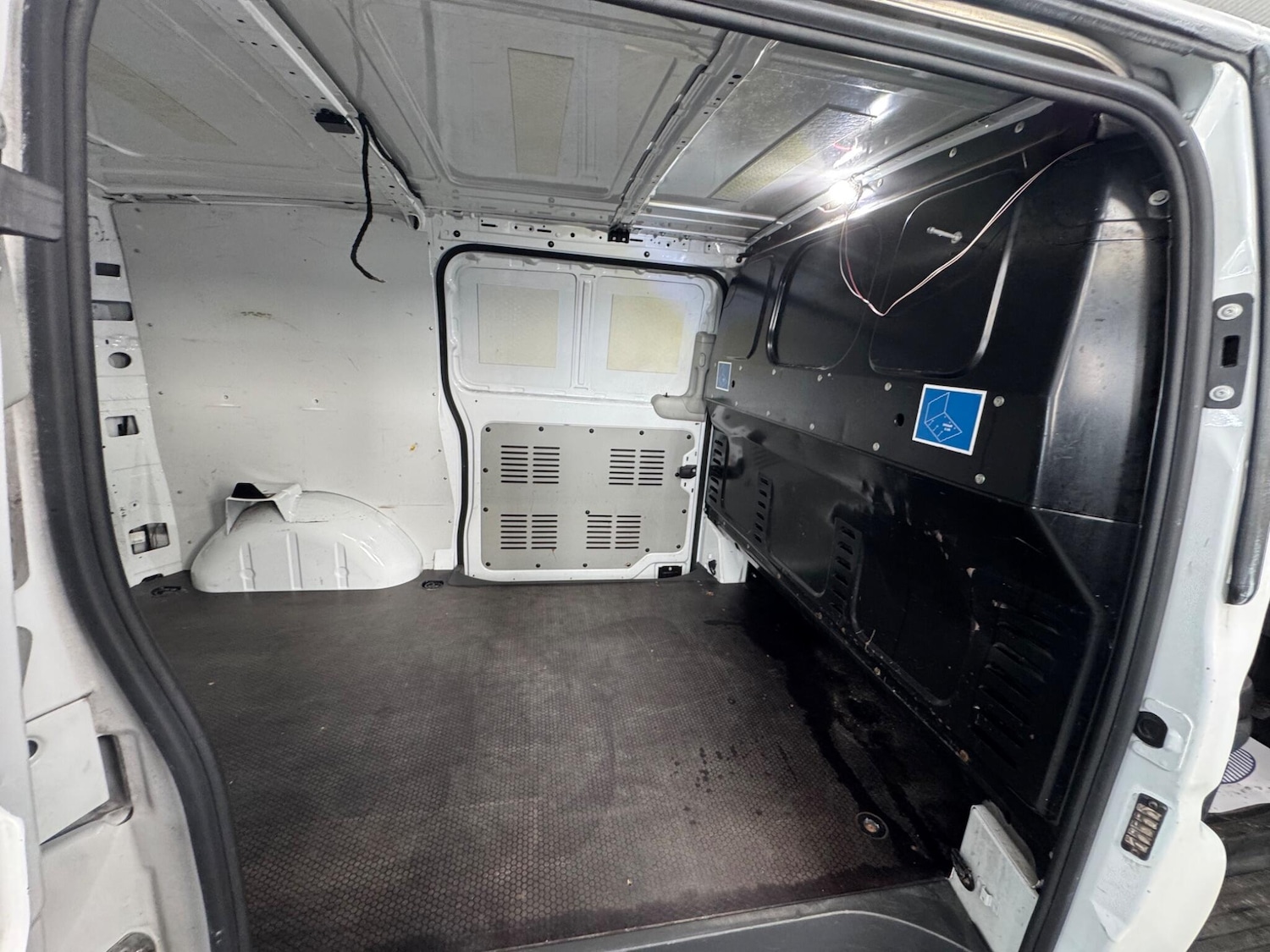 Used Mercedes-Benz Vito 2014 for sale - 77977784: Photo 18