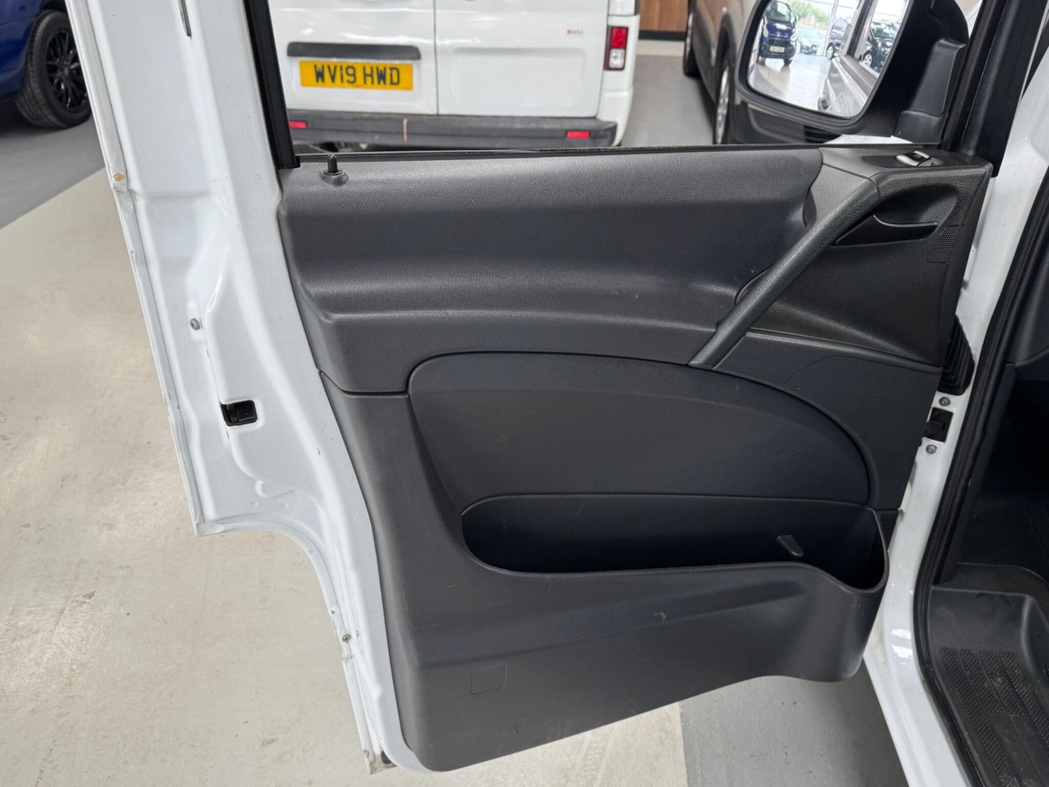 Used Mercedes-Benz Vito 2014 for sale - 77977784: Photo 20