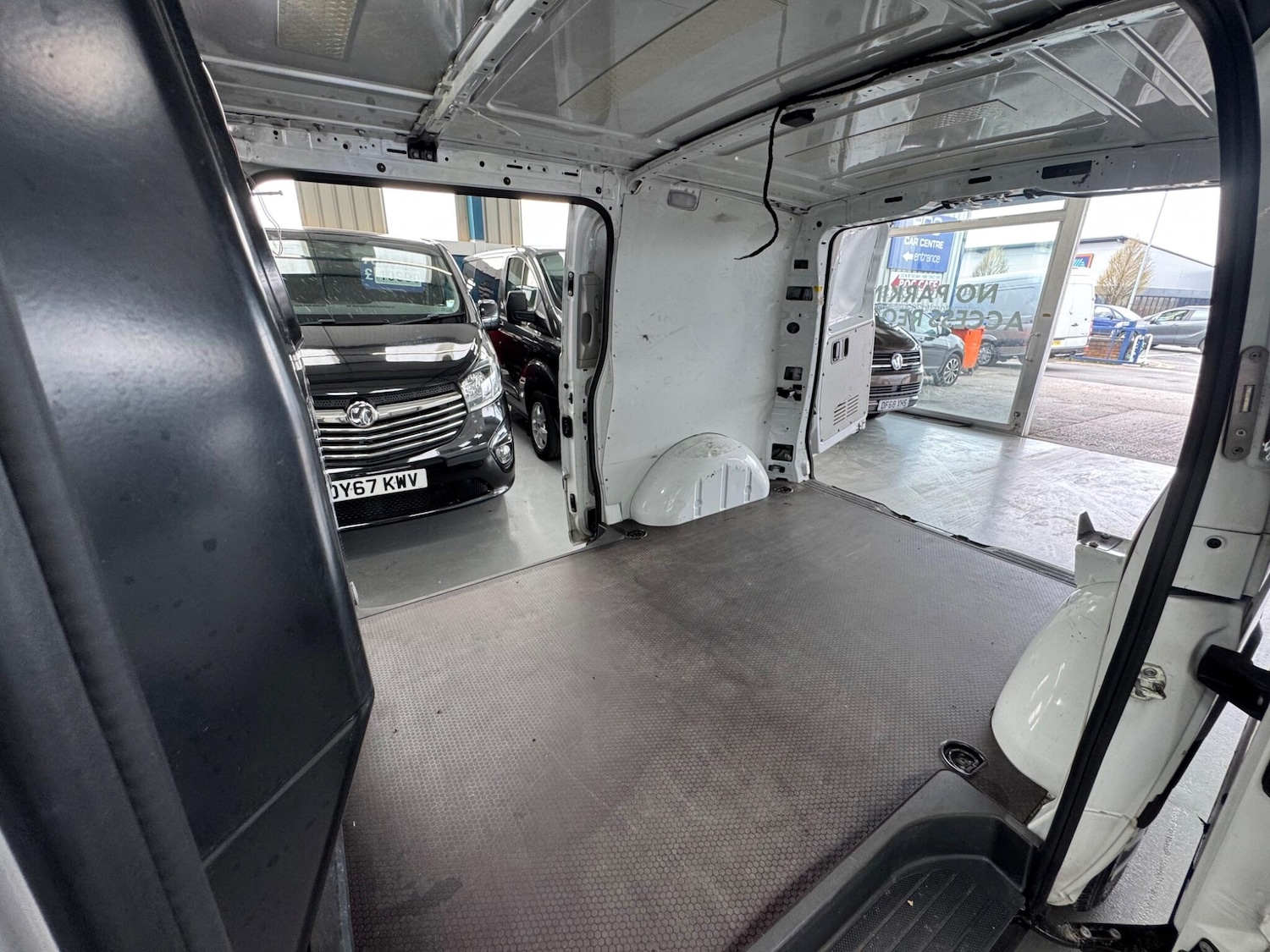 Used Mercedes-Benz Vito 2014 for sale - 77977784: Photo 21