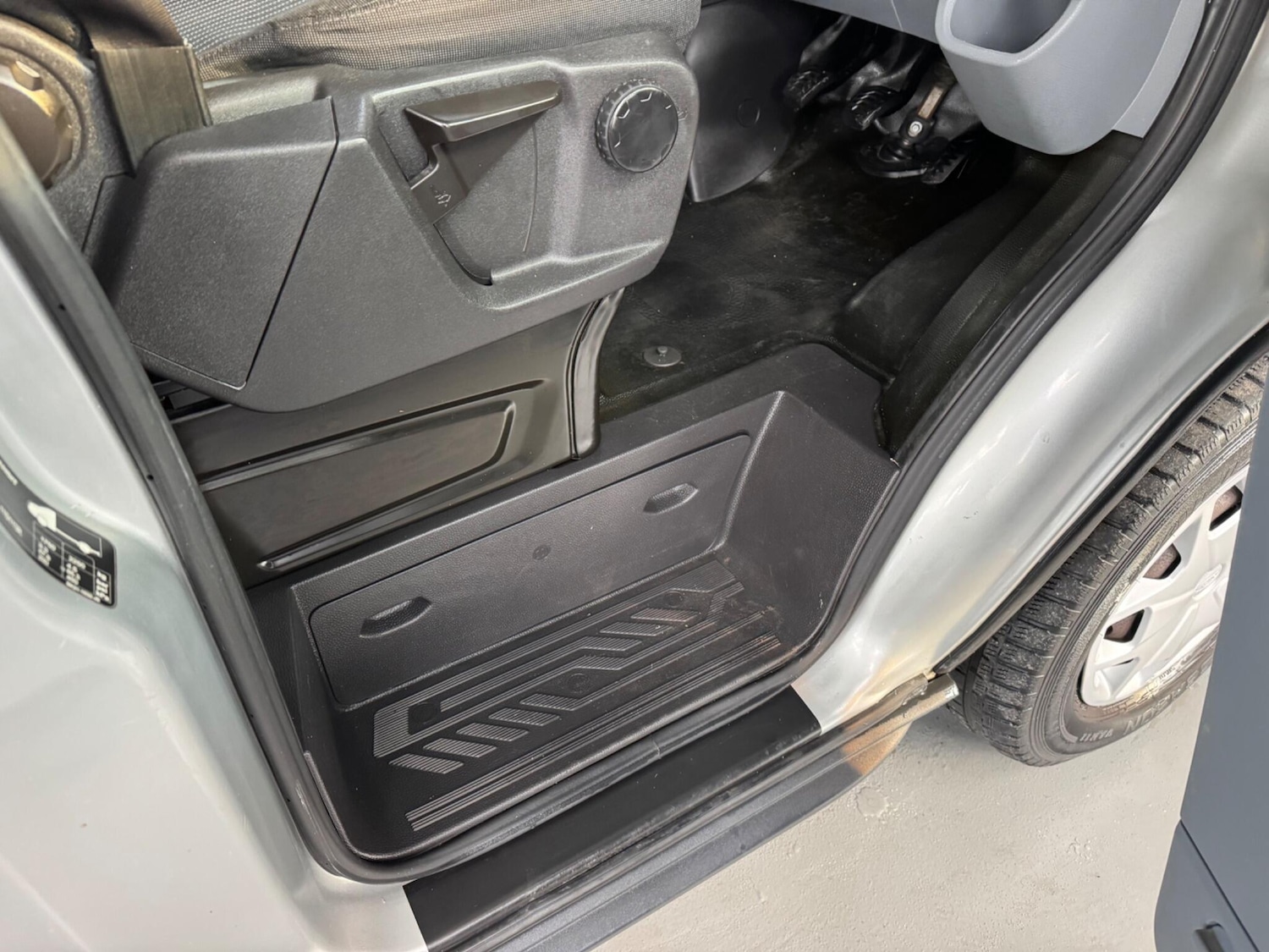 Used Ford Transit 2015 for sale - 77723631: Photo 25