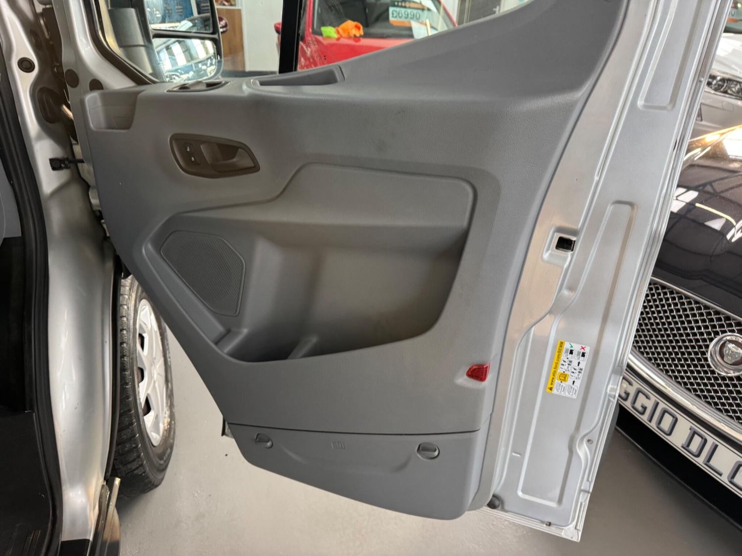 Used Ford Transit 2015 for sale - 77723631: Photo 26