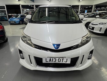 Used Toyota Estima 2013 for sale - 77364330: Photo