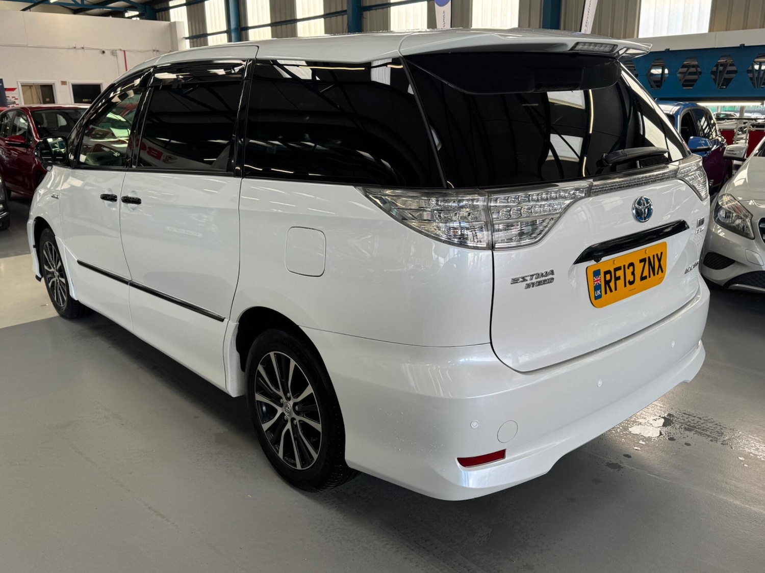 Used Toyota Estima for sale - 77364323: Photo 14