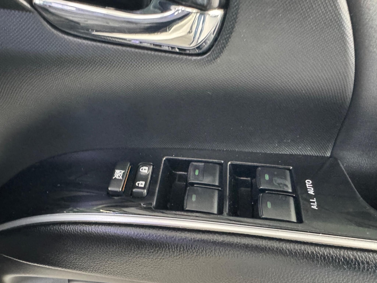 Used Toyota Estima for sale - 77364323: Photo 23