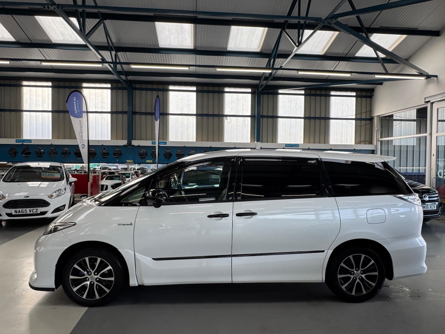 Used Toyota Estima for sale - 77364323: Photo 5