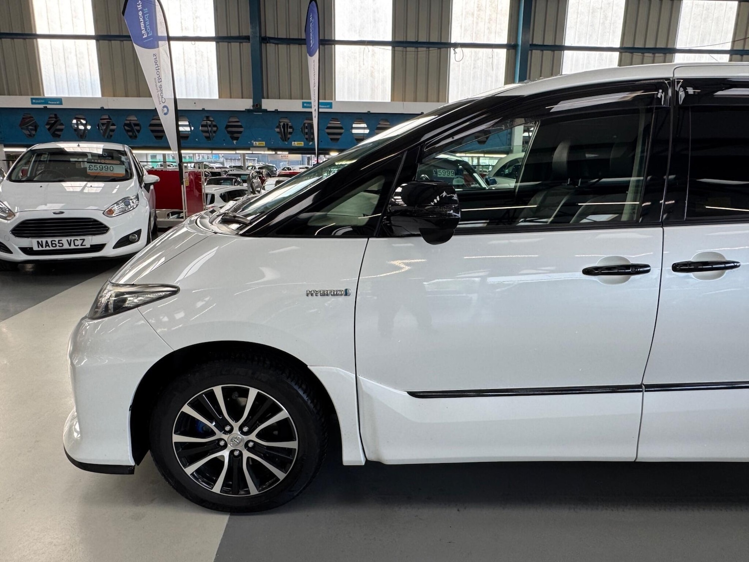 Used Toyota Estima for sale - 77364323: Photo 6