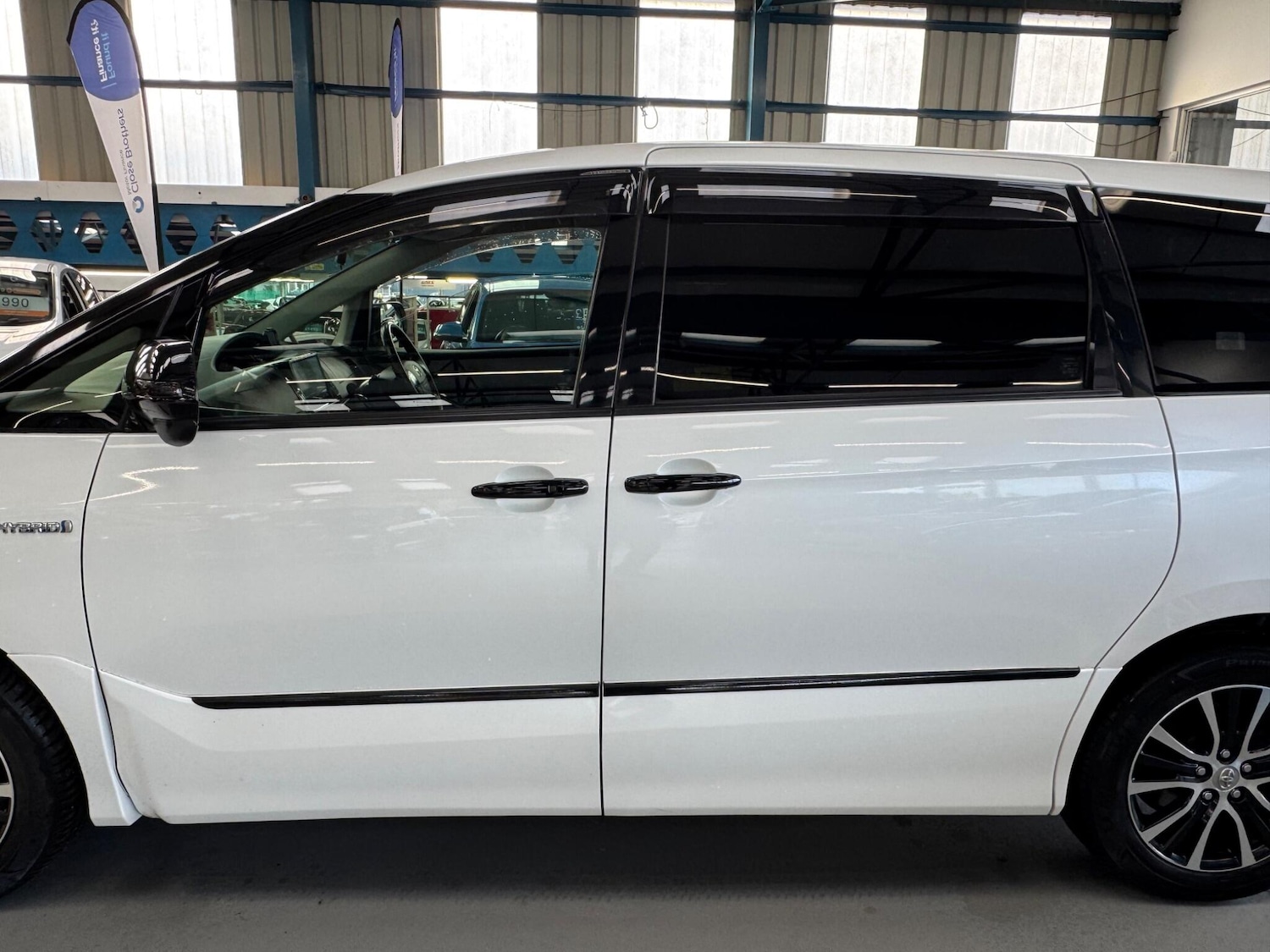 Used Toyota Estima for sale - 77364323: Photo 8