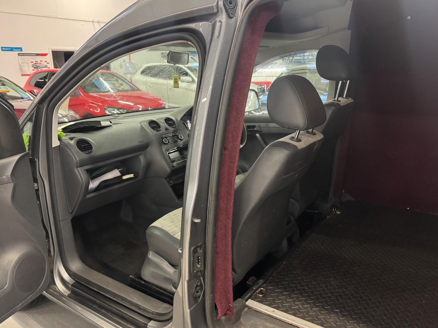 Used Volkswagen Caddy 2013 for sale - 77364291: Photo 12