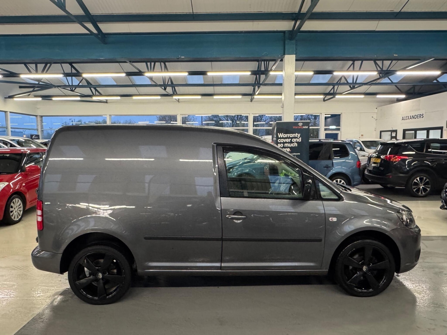 Used Volkswagen Caddy 2013 for sale - 77364291: Photo 9