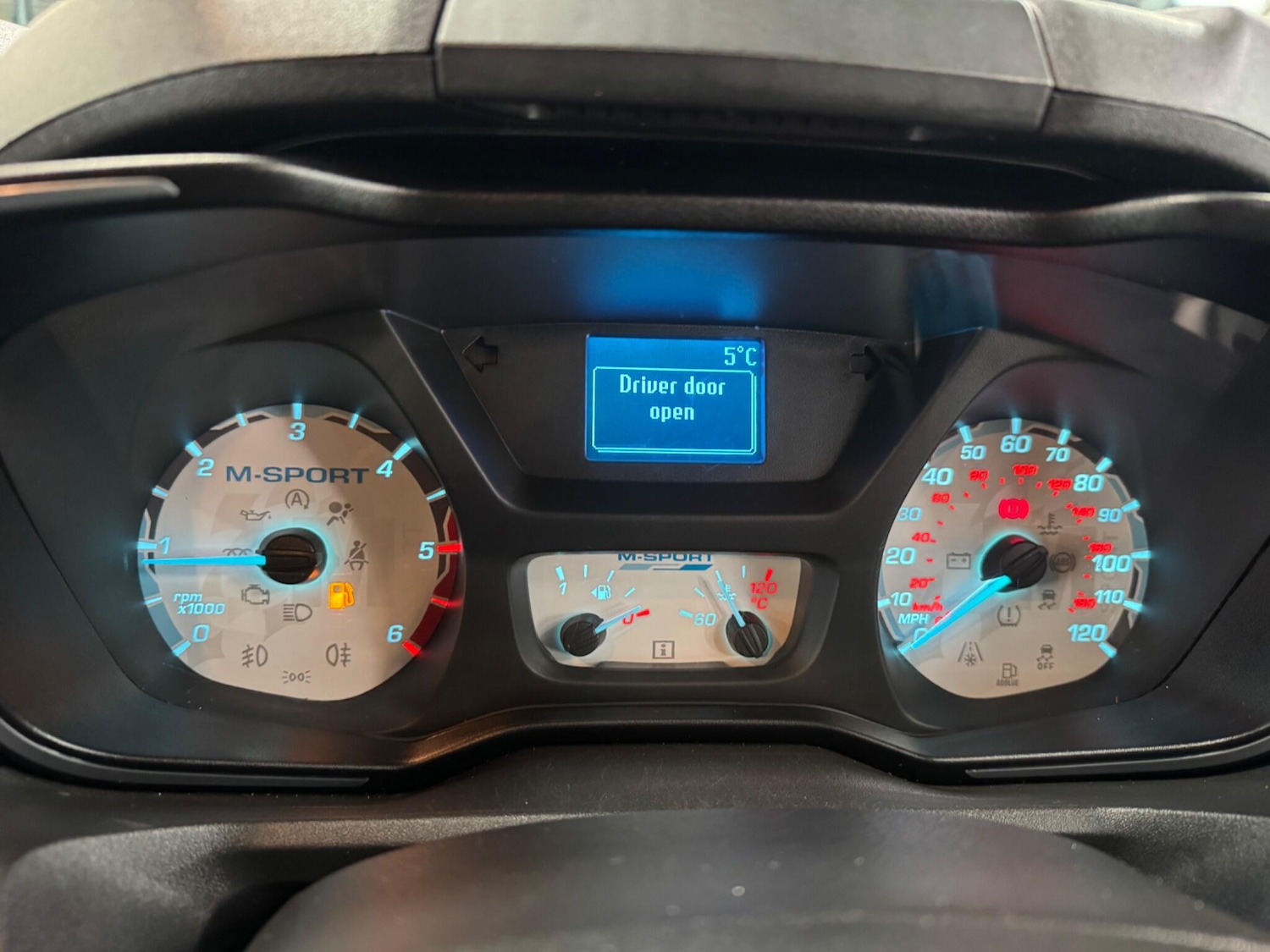 Used Ford Transit Custom 2015 for sale - 77524176: Photo 13