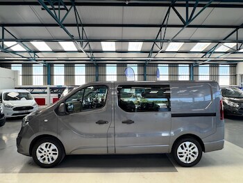 Used Vauxhall Vivaro 2015 for sale - 78429310: Photo
