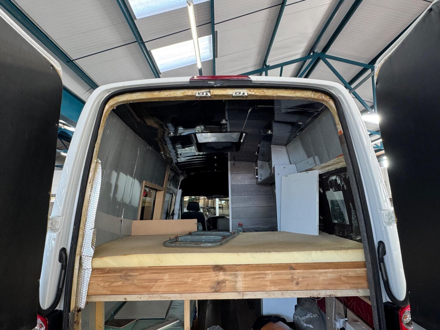 Used Volkswagen Crafter for sale - 77364292: Photo 25