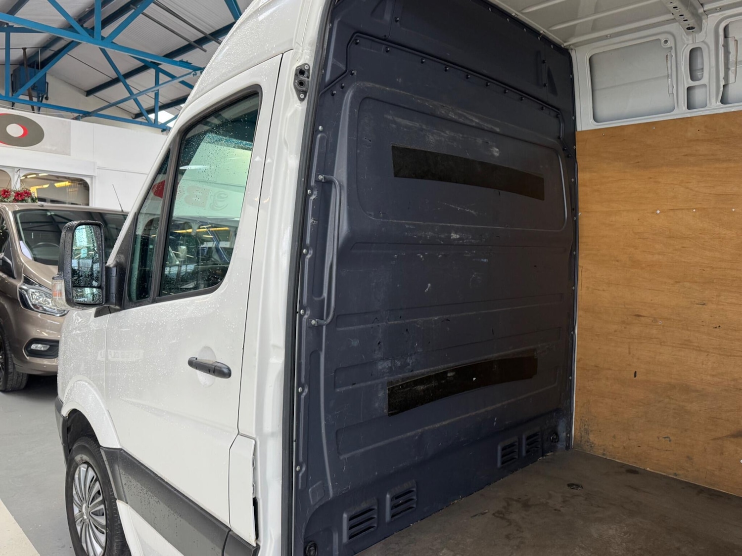 Used Volkswagen Crafter 2015 for sale - 77364324: Photo 39