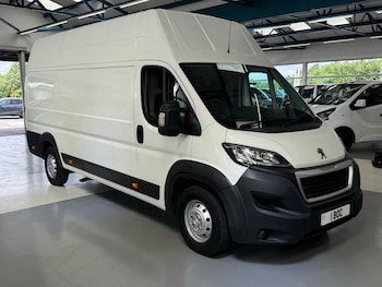 Used Peugeot Boxer 2018 for sale - 79106612: Photo
