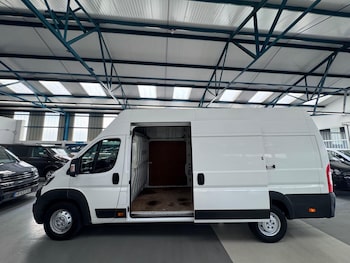 Used Peugeot Boxer 2018 for sale - 79106612: Photo