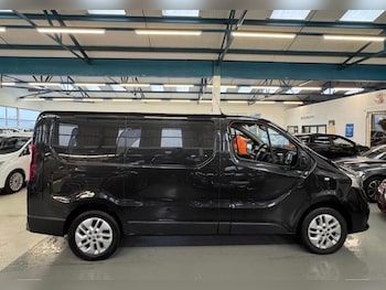 Used Renault Trafic 2015 for sale - 78115178: Photo