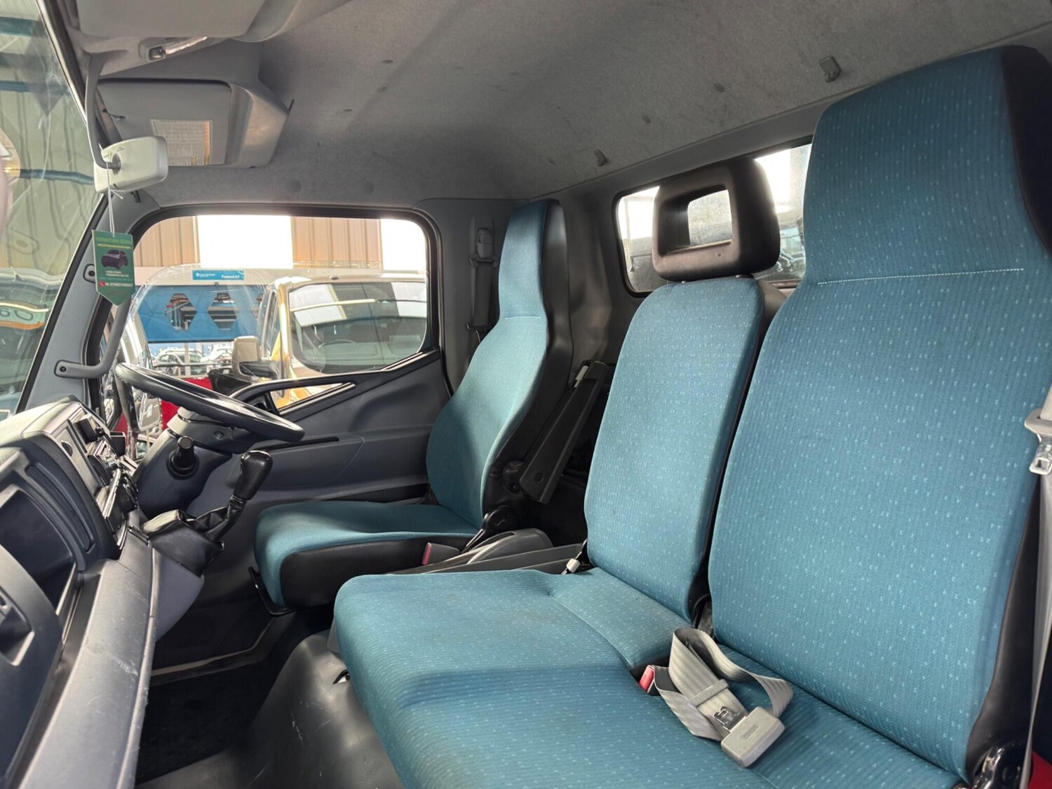 Used Mitsubishi Canter 2015 for sale - 77585879: Photo 5