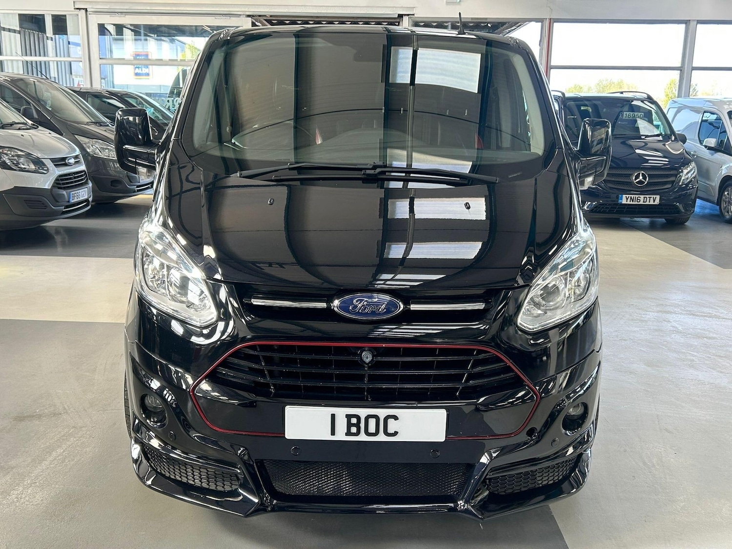 Used Ford Transit Custom 2015 for sale - 78170843: Photo 2