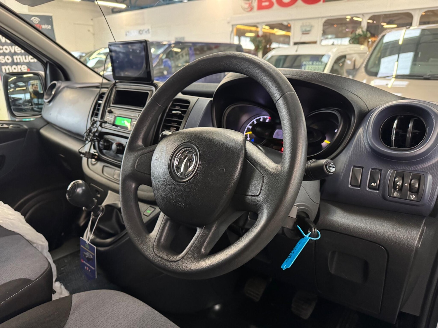 Used Vauxhall Vivaro 2016 for sale - 77376686: Photo 10