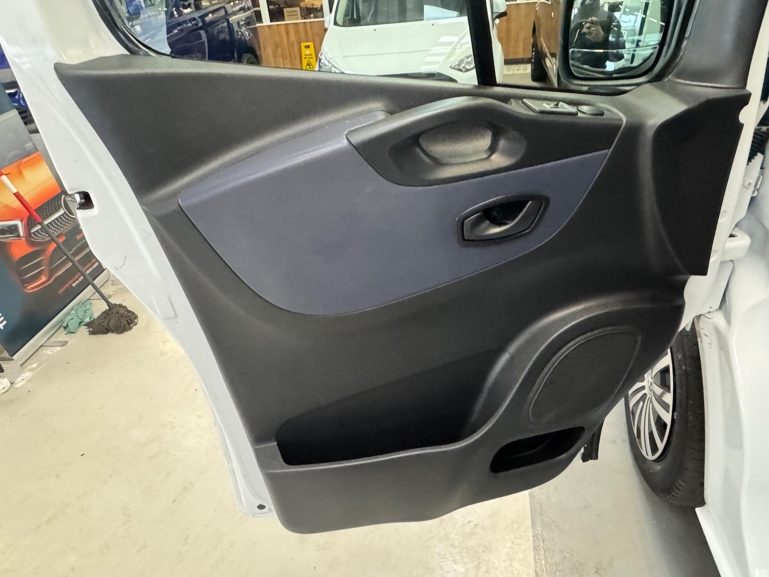 Used Vauxhall Vivaro 2016 for sale - 77376686: Photo 19