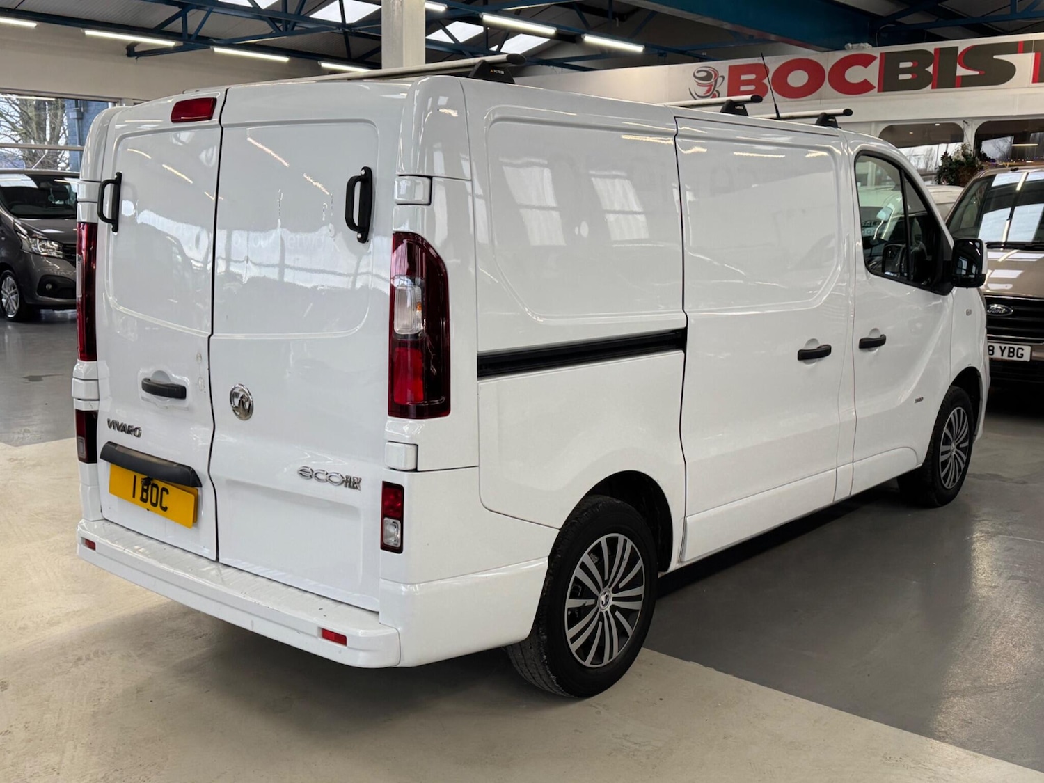 Used Vauxhall Vivaro 2016 for sale - 77376686: Photo 3