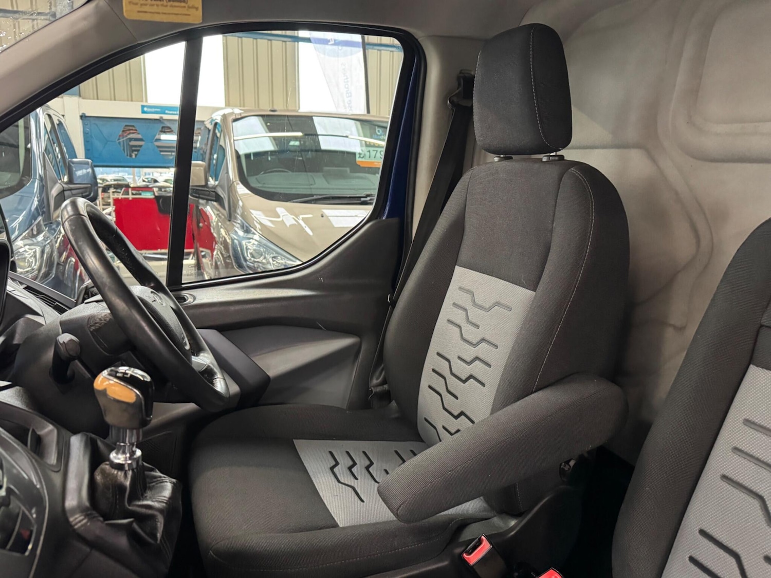 Used Ford Transit Custom 2015 for sale - 77468641: Photo 11