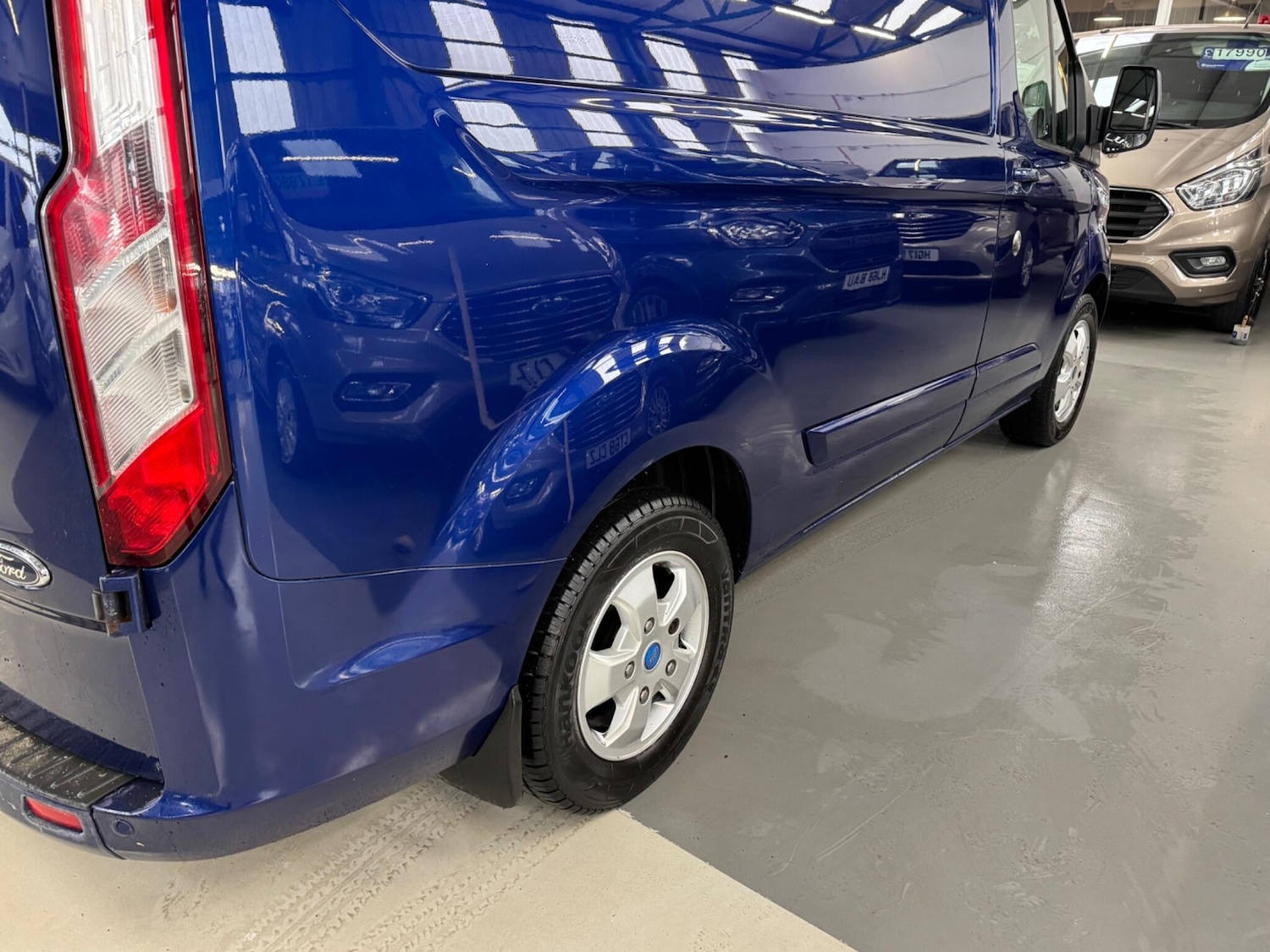 Used Ford Transit Custom 2015 for sale - 77468641: Photo 17