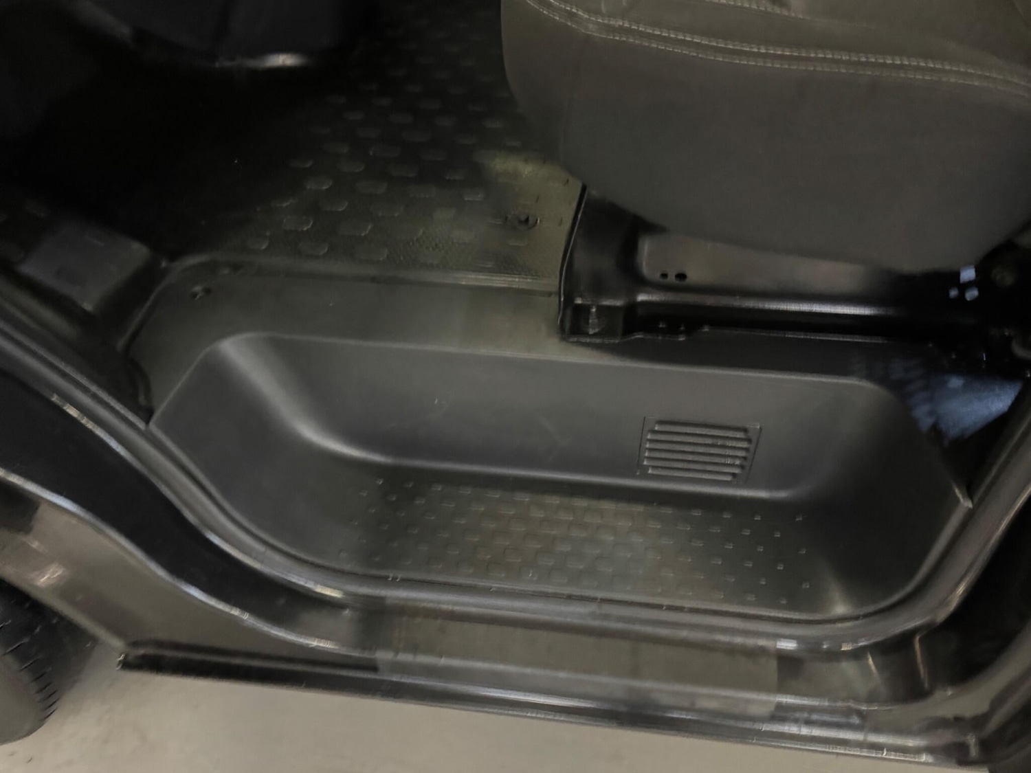 Used Vauxhall Vivaro 2017 for sale - 77564999: Photo 11