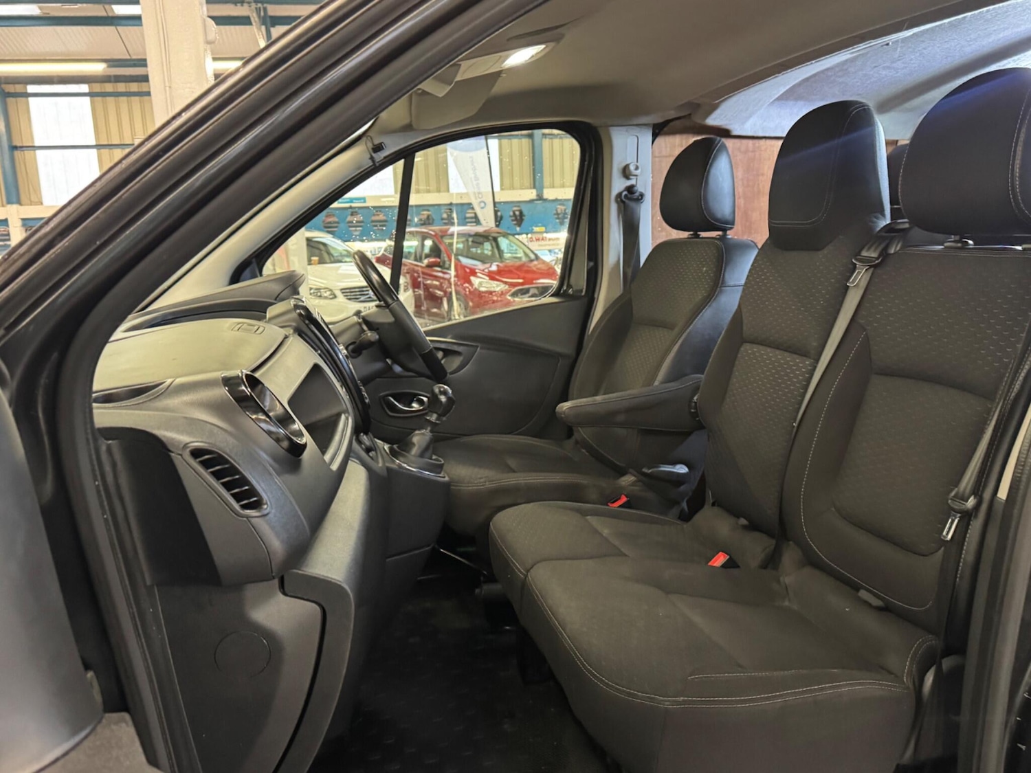 Used Vauxhall Vivaro 2017 for sale - 77564999: Photo 12