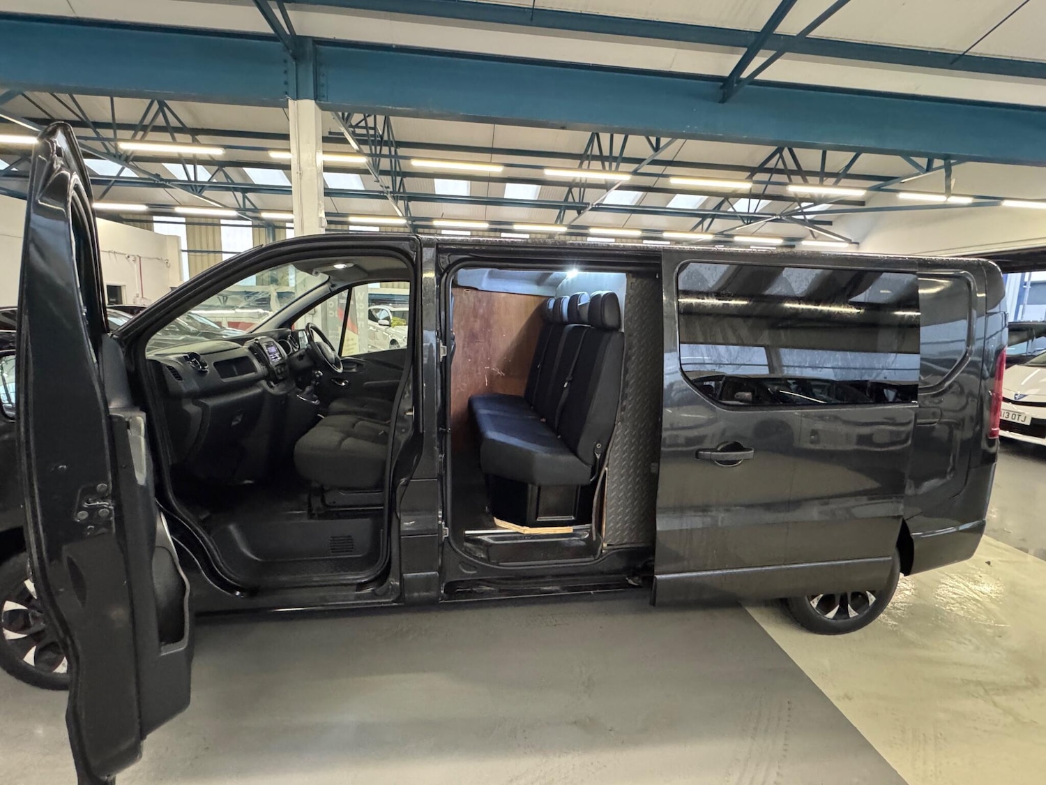 Used Vauxhall Vivaro 2017 for sale - 77564999: Photo 15