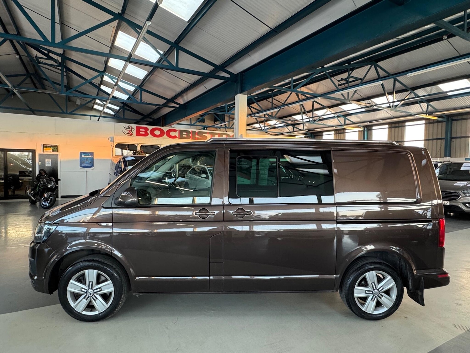 Used Volkswagen Transporter 2019 for sale - 77957968: Photo 2