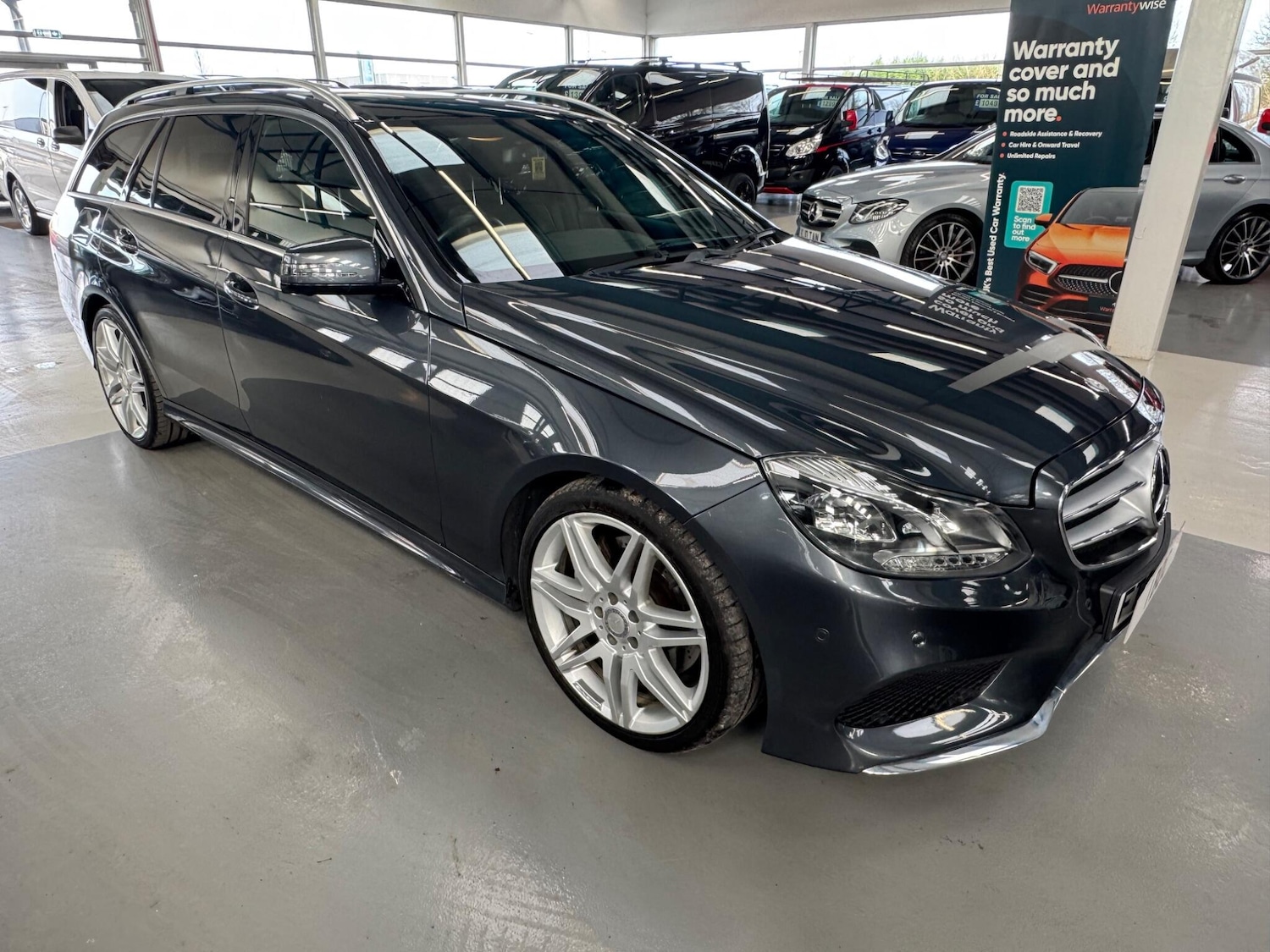 Used Mercedes-Benz E Class for sale - 77587229: Photo 1