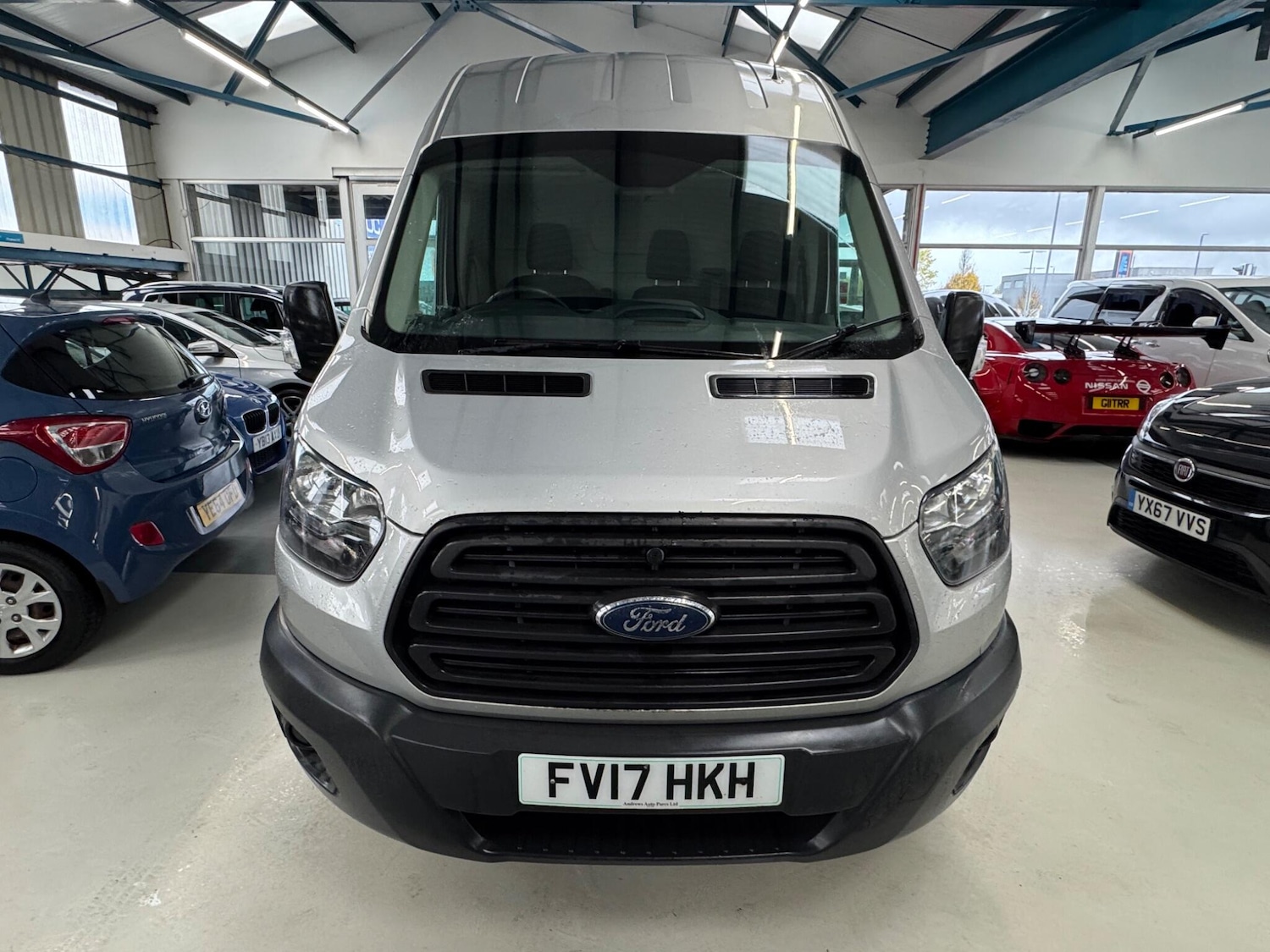 Used Ford Transit 2017 for sale - 77598184: Photo 2