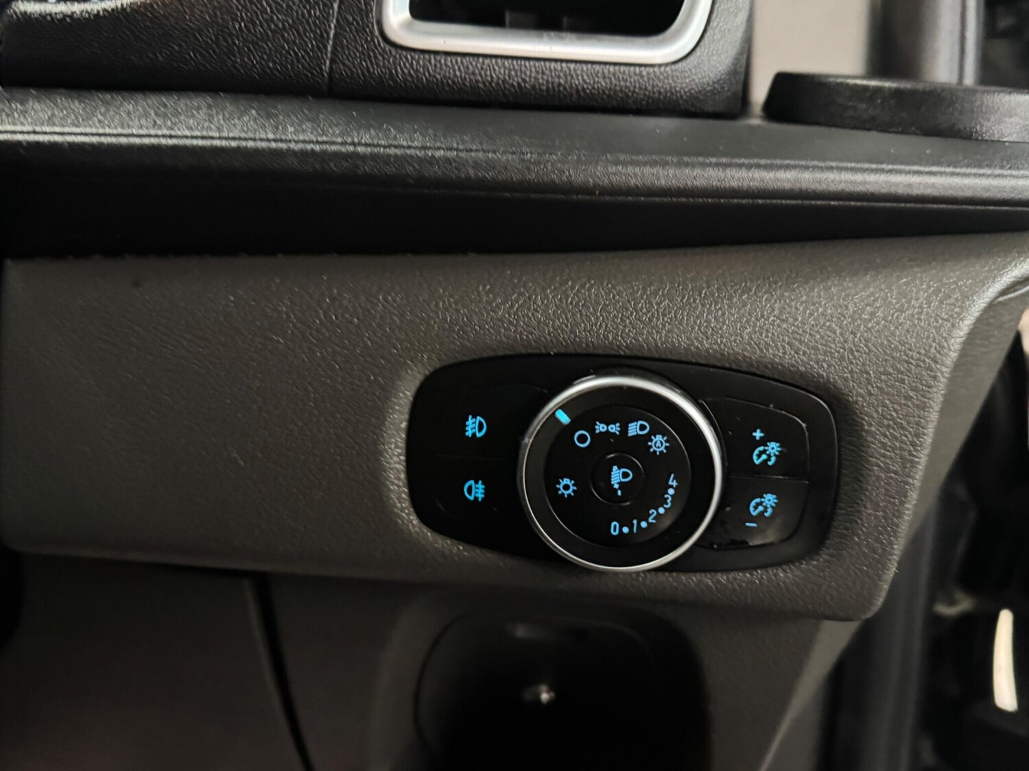 Used Ford Transit Custom 2020 for sale - 77364293: Photo 17