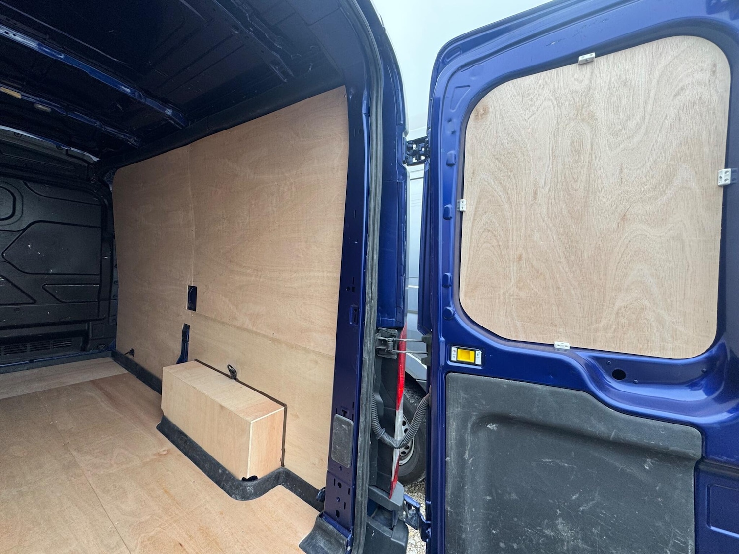 Used Ford Transit 2017 for sale - 77411804: Photo 29