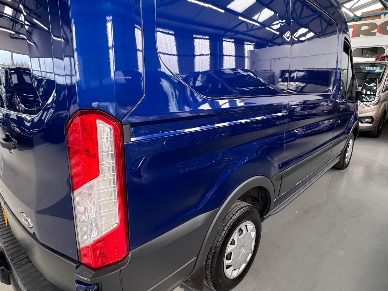 Used Ford Transit 2017 for sale - 77411804: Photo 7