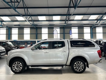 Used Nissan Navara 2016 for sale - 78684354: Photo