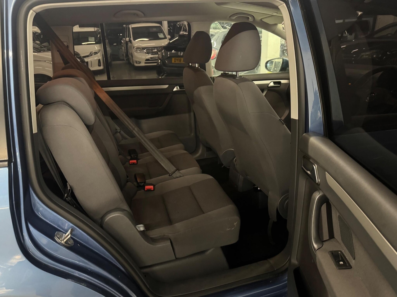 Used Volkswagen Touran for sale - 77364315: Photo 13