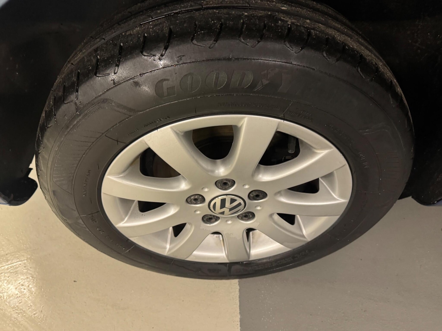 Used Volkswagen Touran for sale - 77364315: Photo 16