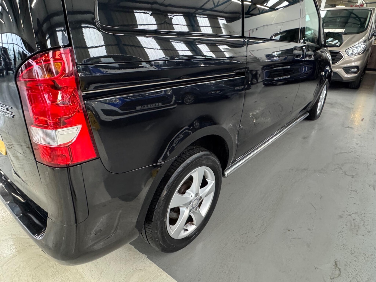 Used Mercedes-Benz Vito for sale - 77364370: Photo 17