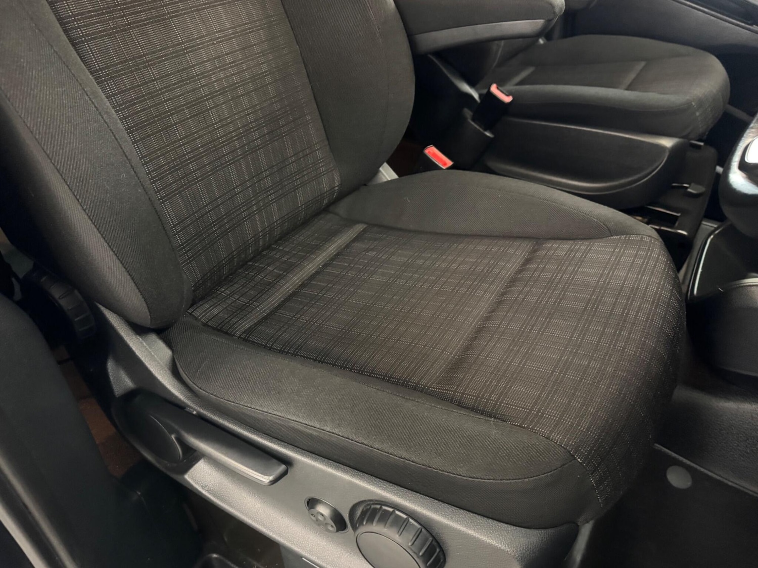 Used Mercedes-Benz Vito for sale - 77364370: Photo 19