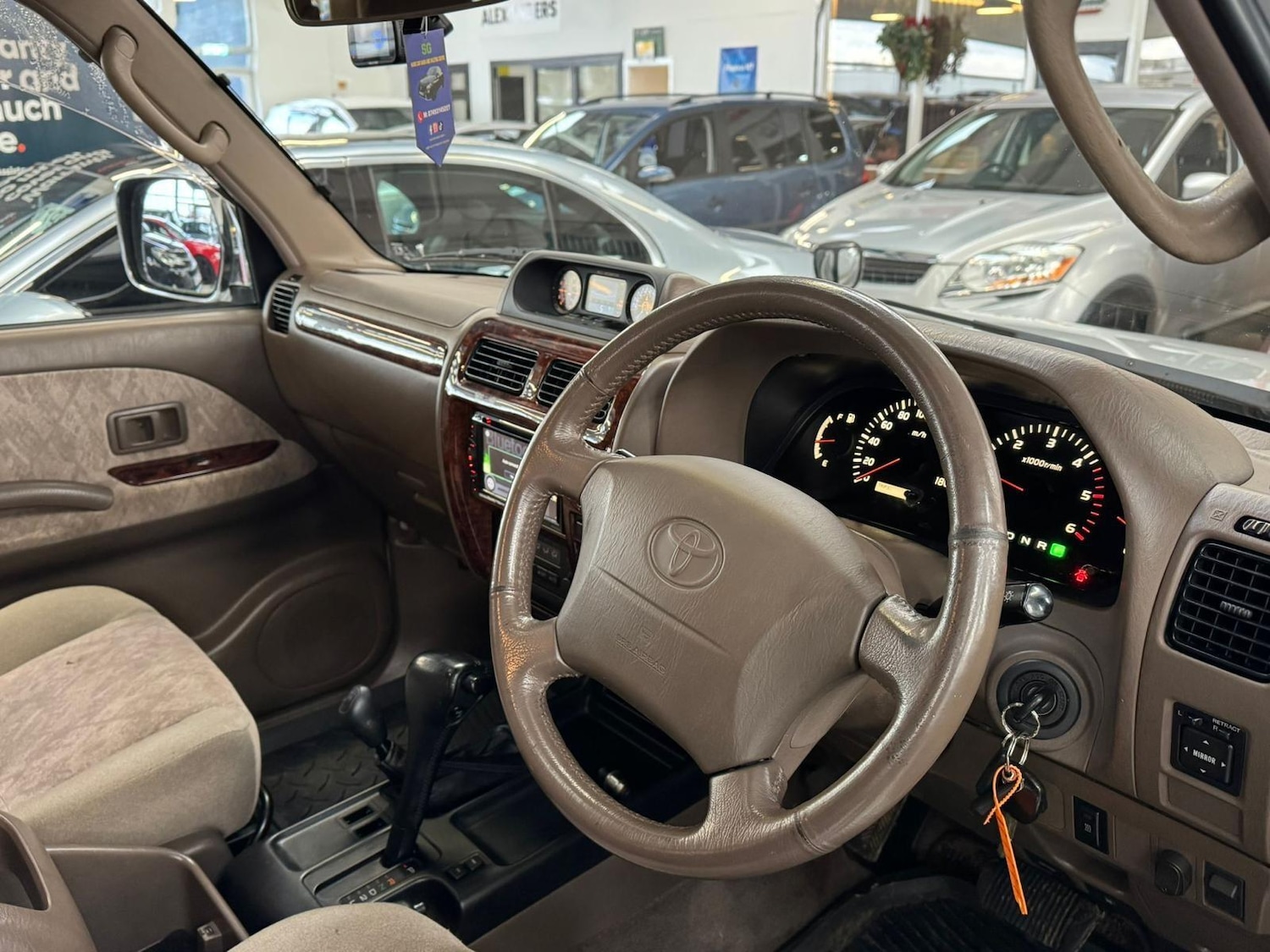 Used Toyota Land Cruiser 2005 for sale - 77573870: Photo 13