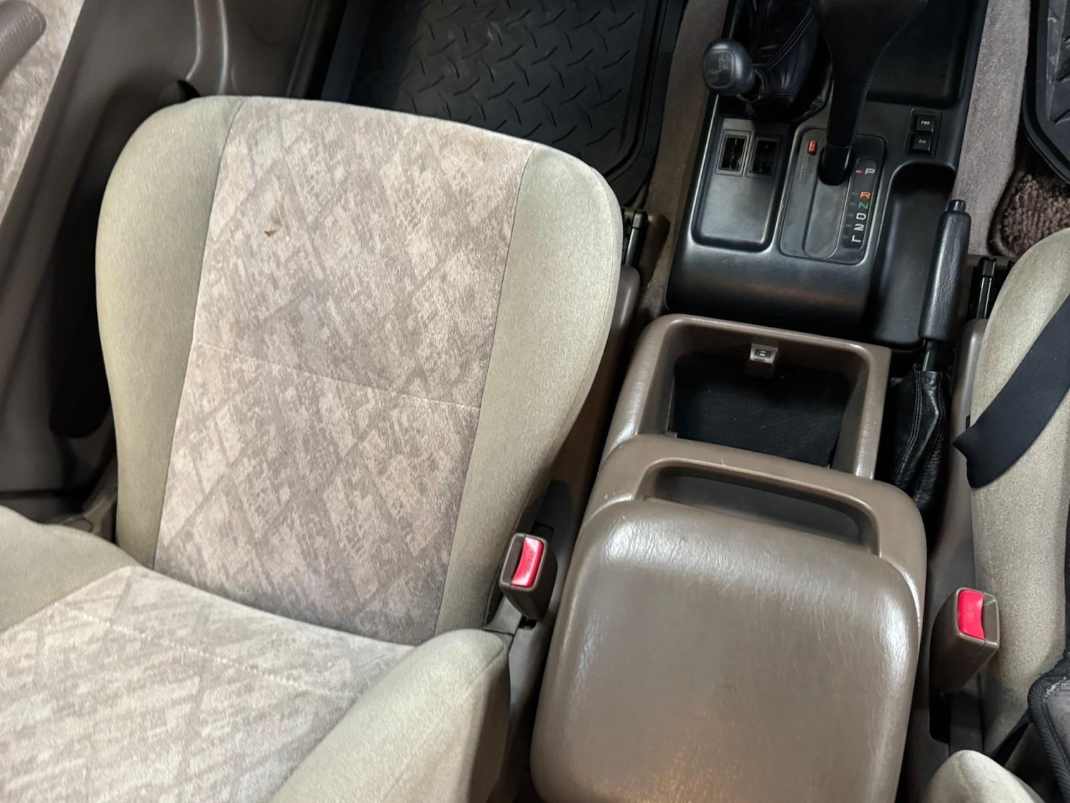 Used Toyota Land Cruiser 2005 for sale - 77573870: Photo 21