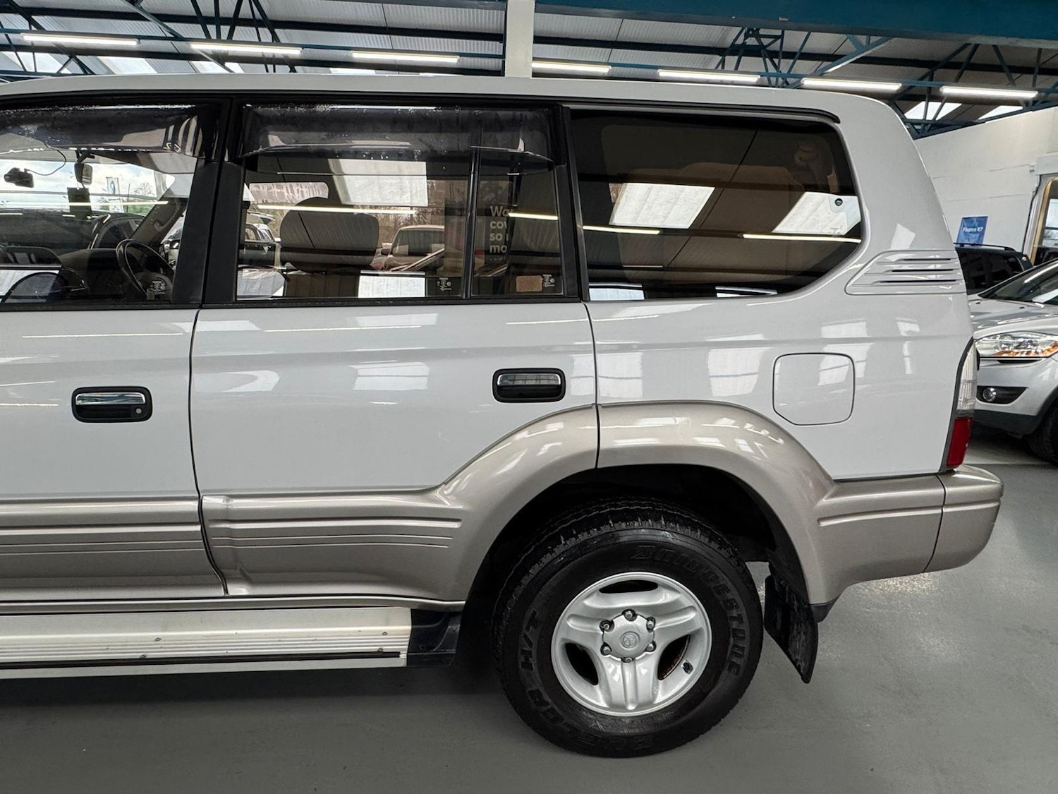 Used Toyota Land Cruiser 2005 for sale - 77573870: Photo 22