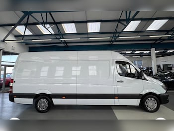 Used Mercedes-Benz Sprinter 2017 for sale - 77364333: Photo