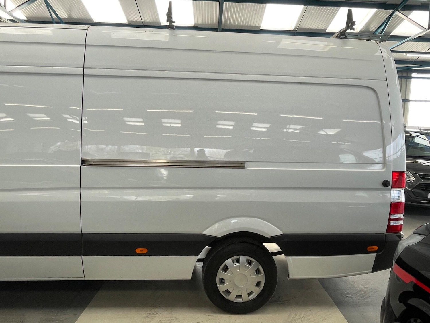 Used Mercedes-Benz Sprinter 2017 for sale - 77364333: Photo 4